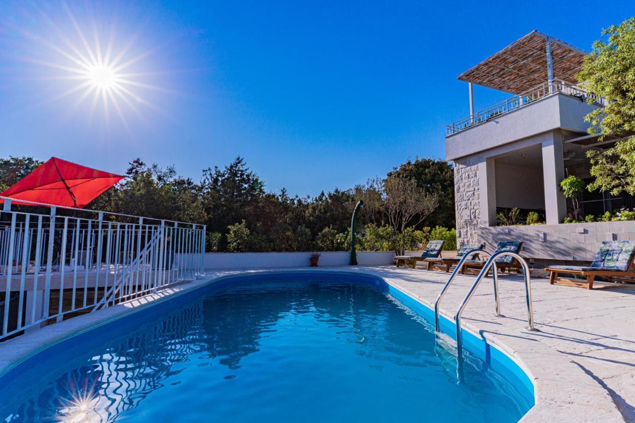 Villa Vera Loviste Exterior photo
